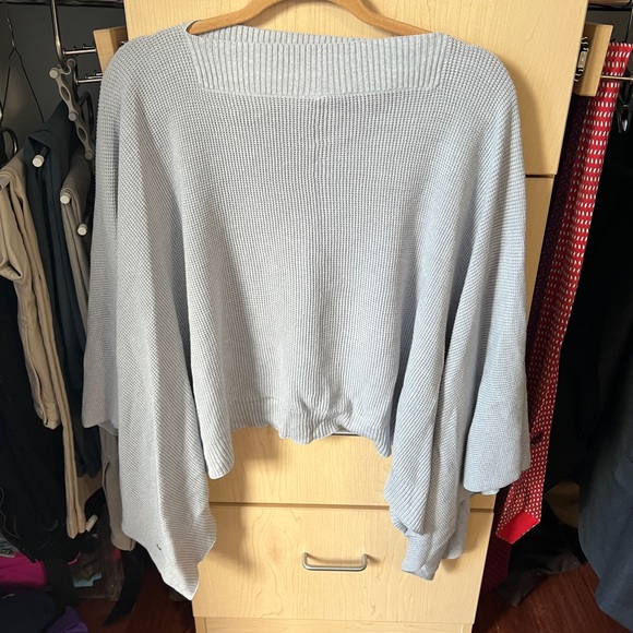 Lululemon Forward Flow Poncho - Picture 3 of 5